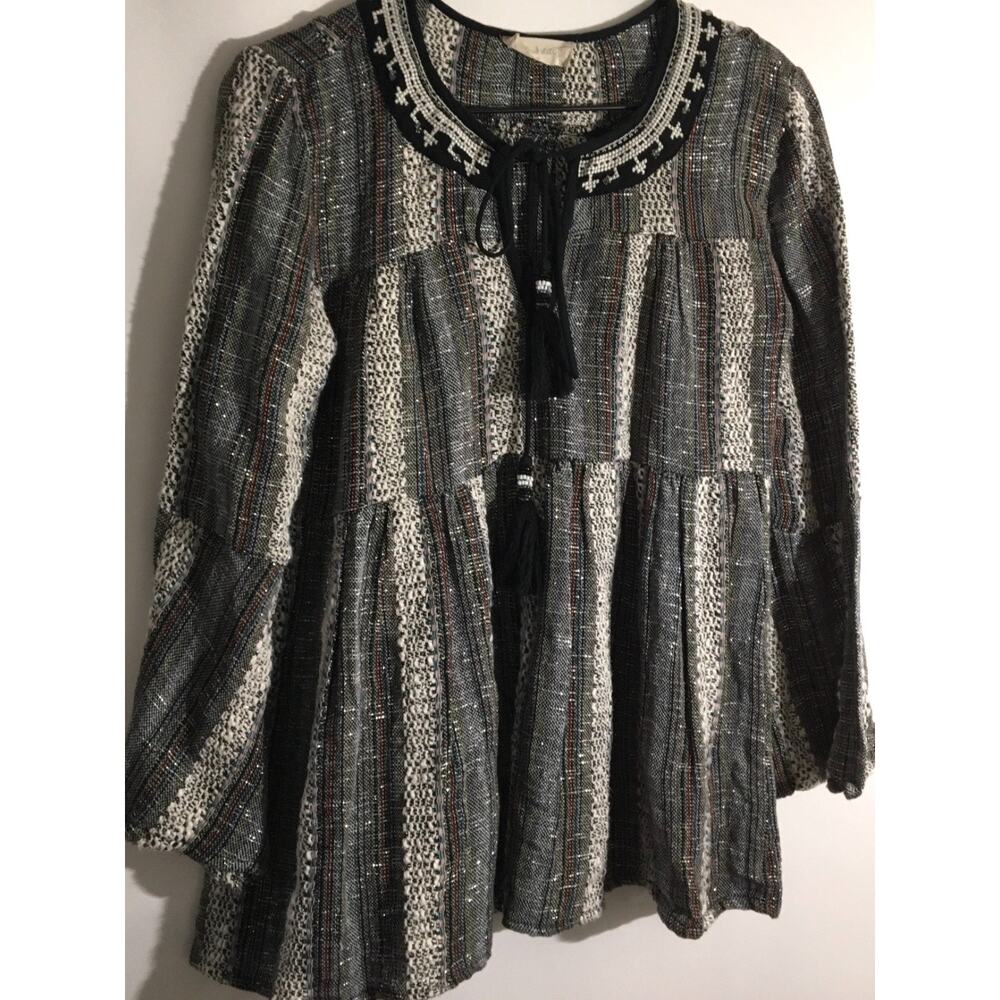Altar'd State Women's Sz Medium Black Colorful Metallic Woven Pullover Top